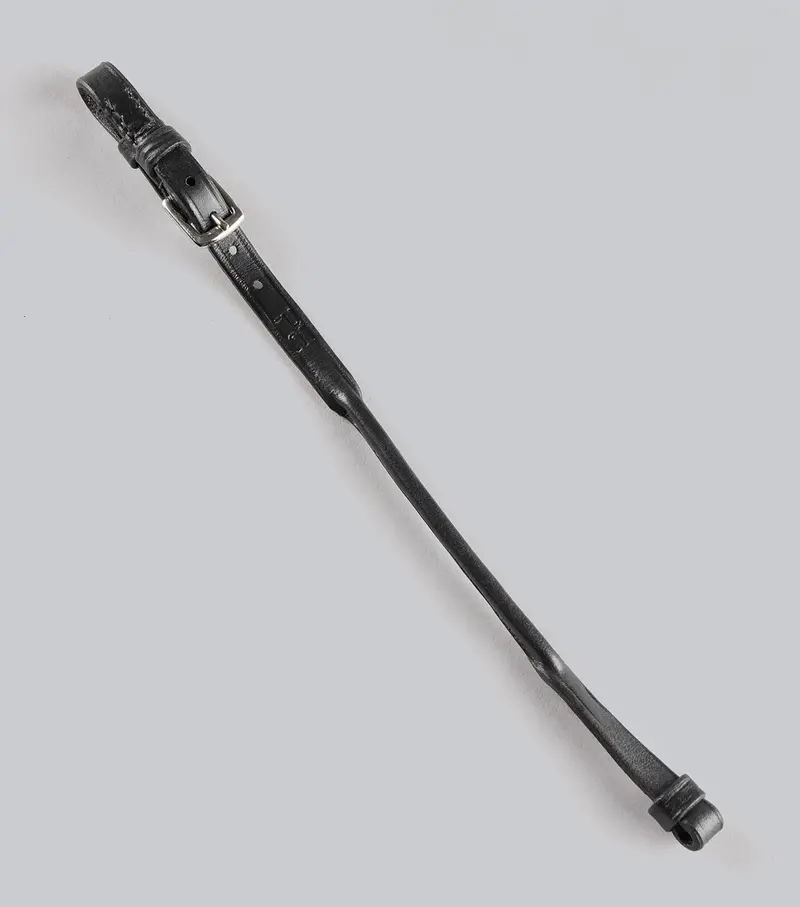 Round Lip Strap Black 1
