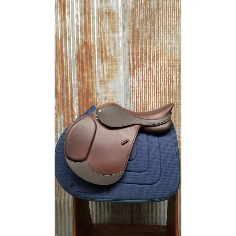 Royal Highness 17.5" Arora Jumping Saddle 1