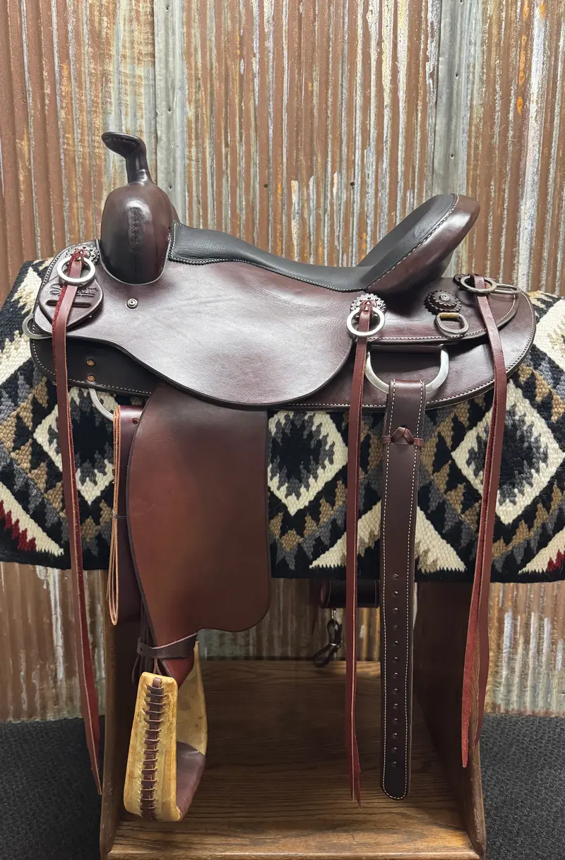 Scott Thomas Custom Mule Saddle 1