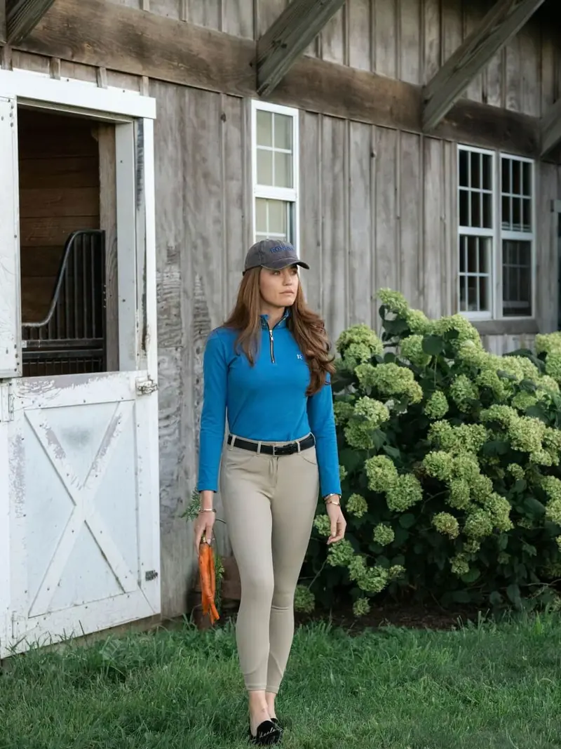 Sira Q-Zip Embroidered | Long Sleeve 2