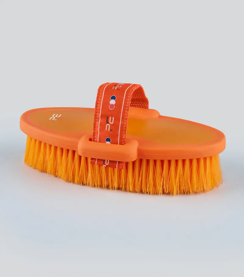 Soft-Touch Body Brush Orange & Amber 1