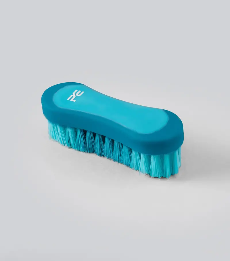 Soft-Touch Face Brush Med Blue & Peacock 1