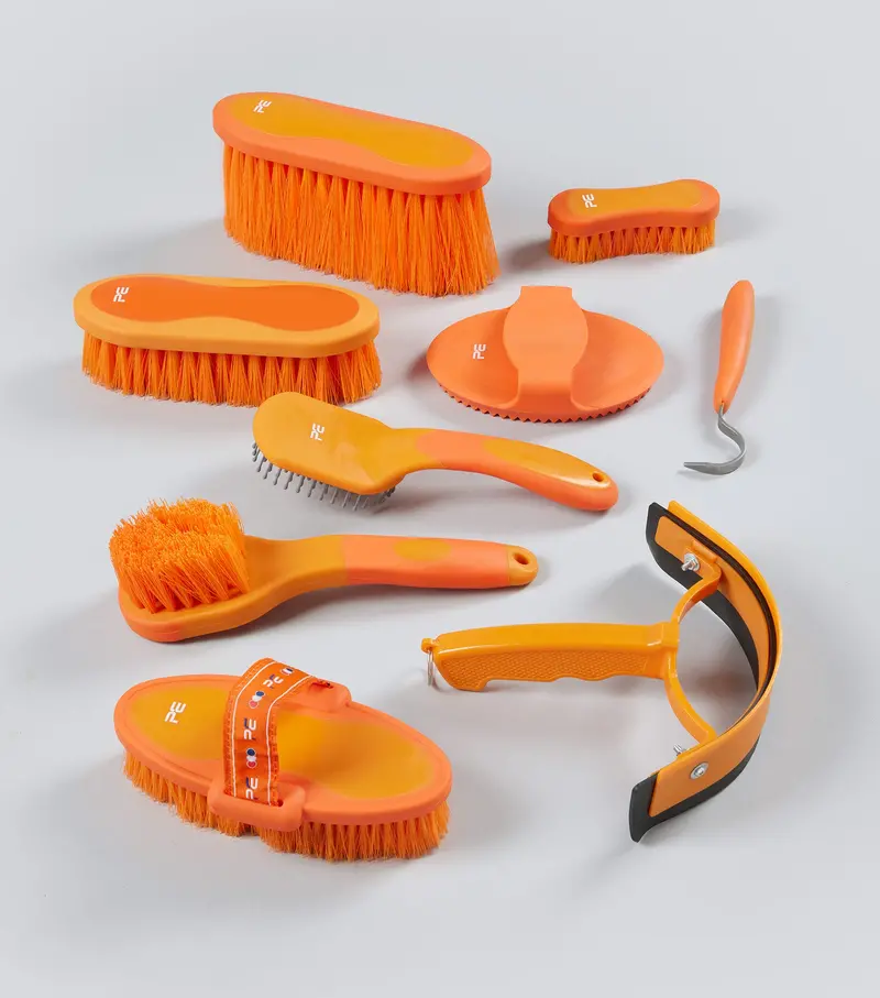Soft-Touch Grooming Kit Set - 9 Pieces 1