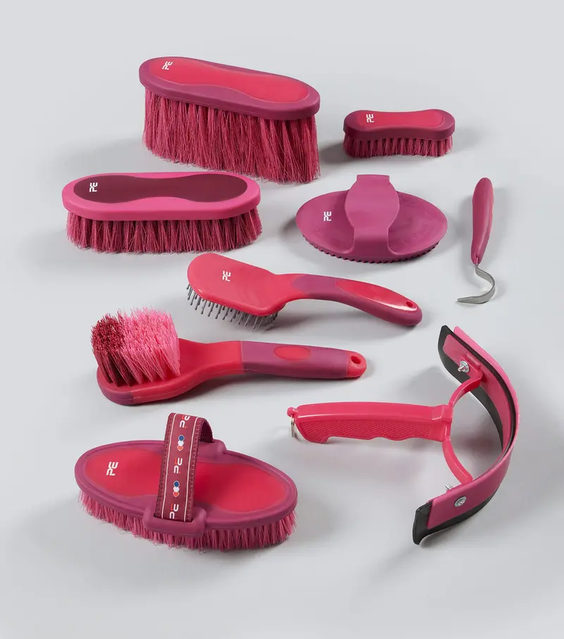 Soft-Touch Grooming Kit Set - 9 Pieces 1