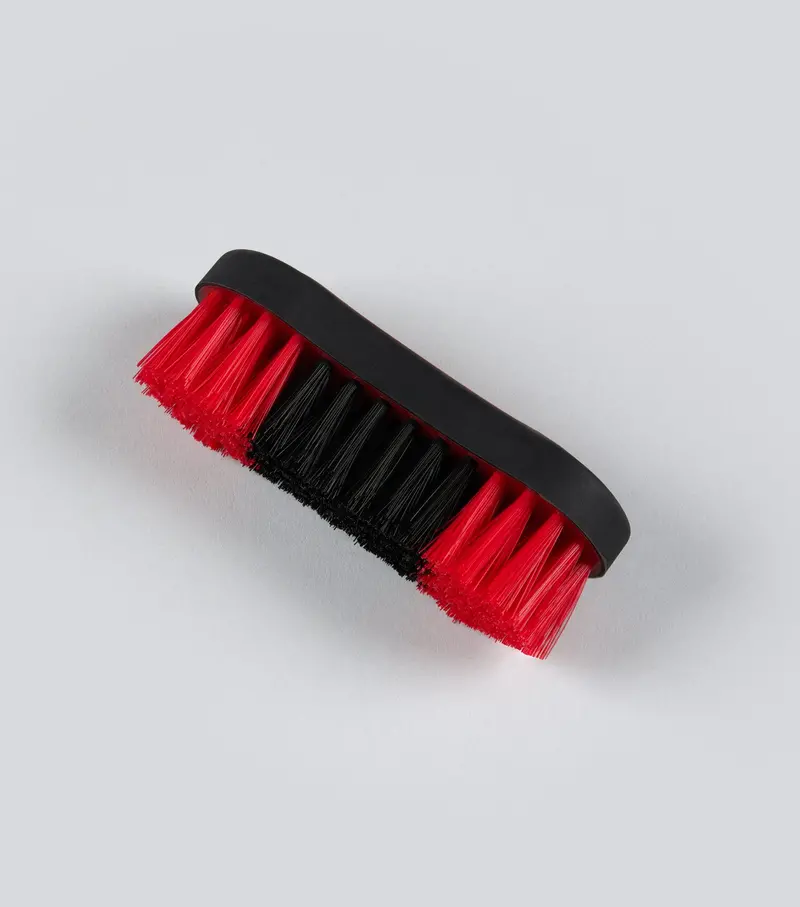 Soft-Touch Hoof Brush Black & Red 1