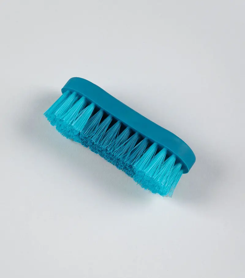 Soft-Touch Hoof Brush Med Blue & Peacock 1