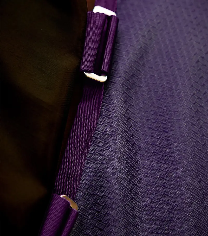 Stratus 600D Series 0G Turnout Rug With Classic Neck Cover Purple 3