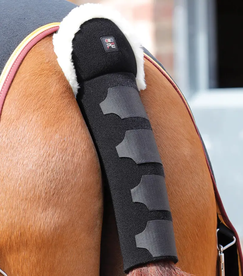 Techno Wool Anti-Slip Tail Guard Black 1