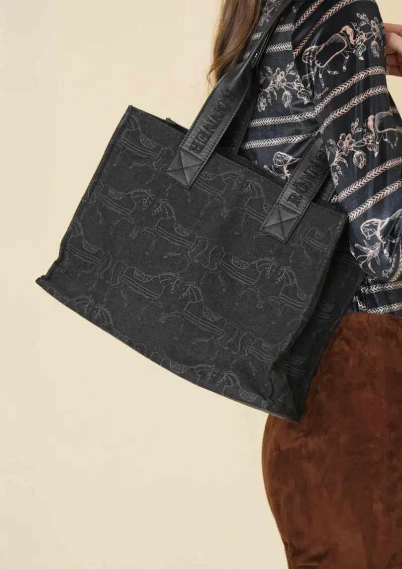 The Clarion Tote 1