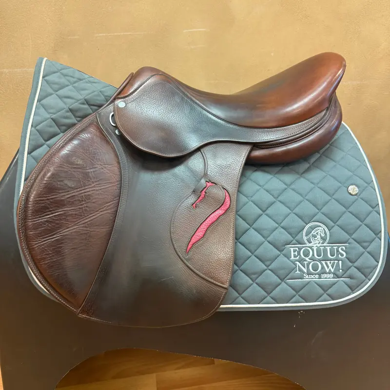 Used Antares Connexion Jump Saddle 17.5" Medium Wide Tree Price Reduced 1