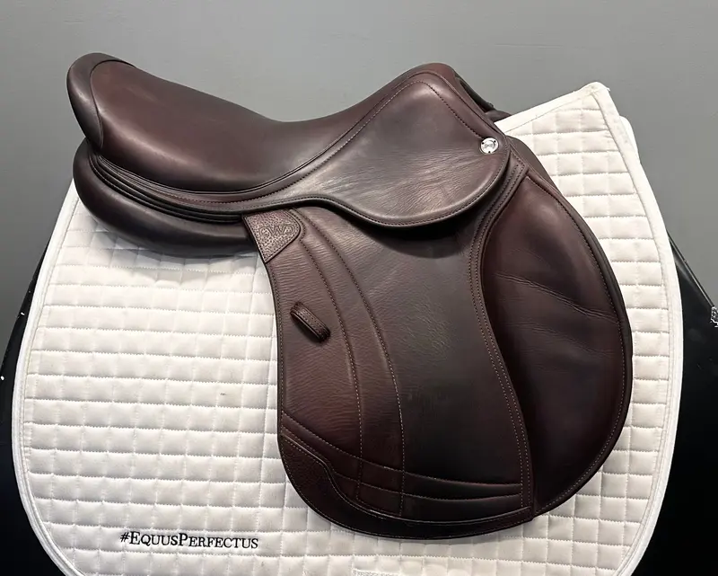 Used Cwd Jump Saddle 17.5" Medium Gullet 2
