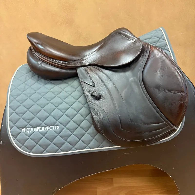 Used Cwd Se01 Jump Saddle 17.5" Medium Tree 2
