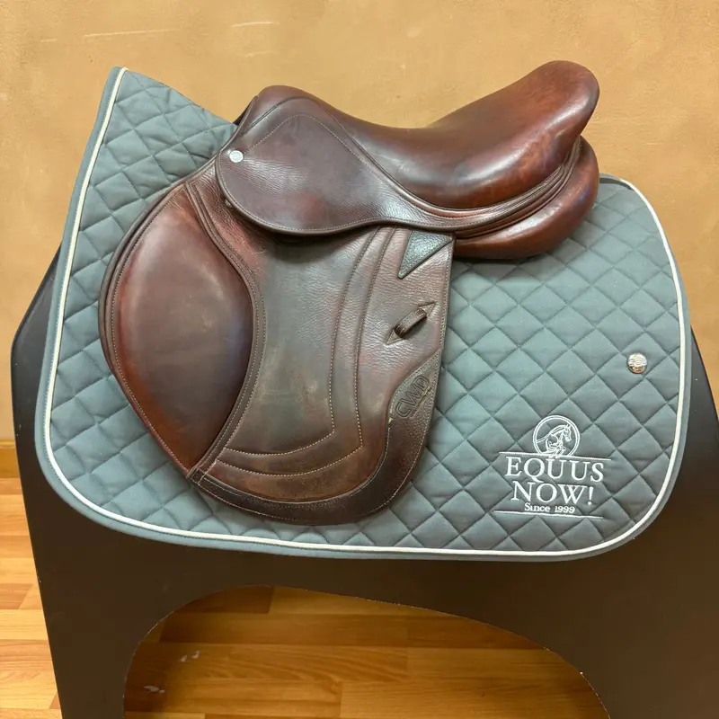Used Cwd Se02 Jump Saddle 15.5” Medium Tree 1