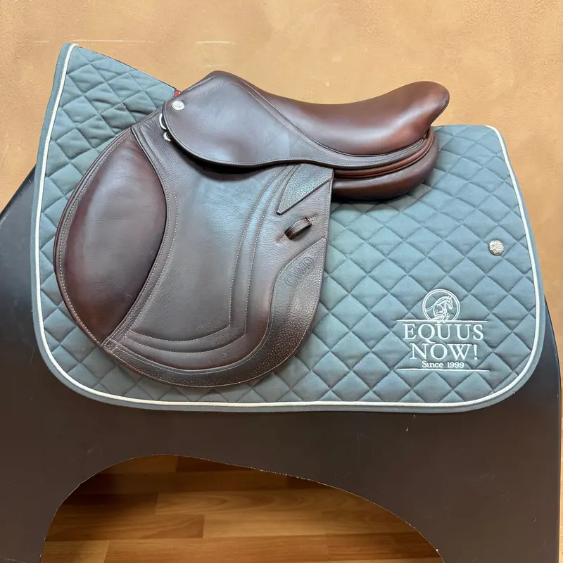 Used Cwd Se19 Pony Saddle 15.5" Medium Tree 1