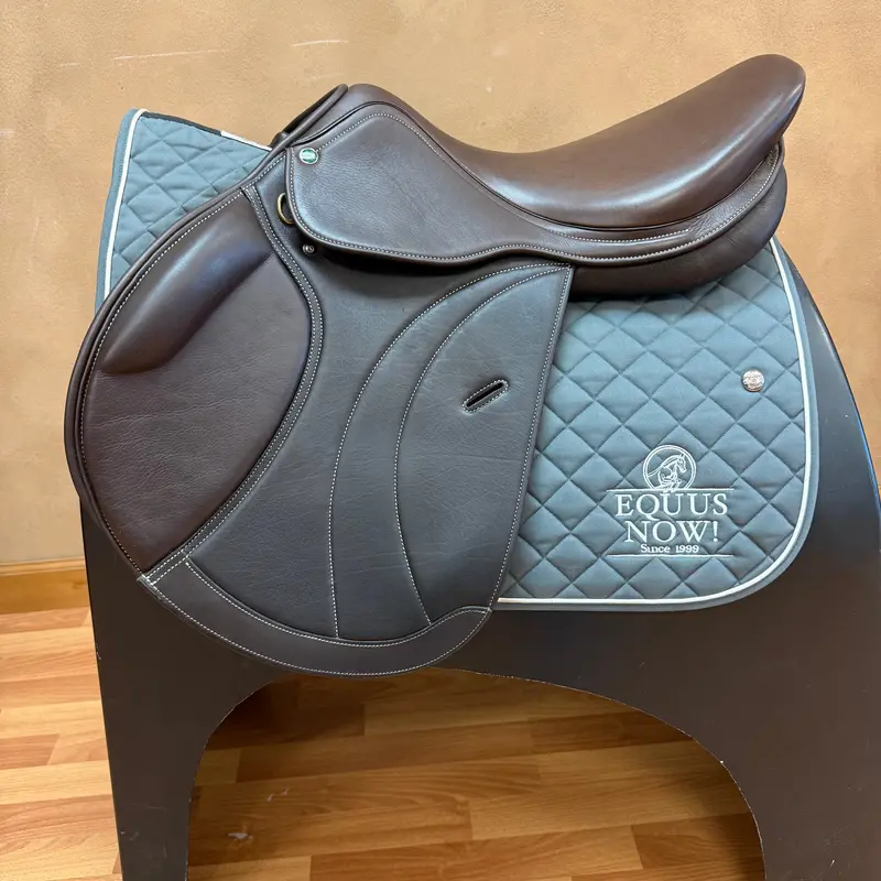 Used Hdr Equipe Jump Saddle 18.5" Medium Tree 1