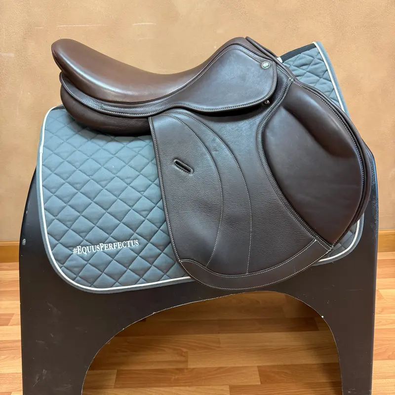 Used Hdr Equipe Jump Saddle 18.5" Medium Tree 2