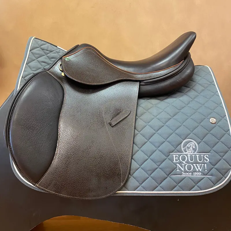 Used Hdr Memor-X Close Contact Saddle 17" Medium Wide Tree 1