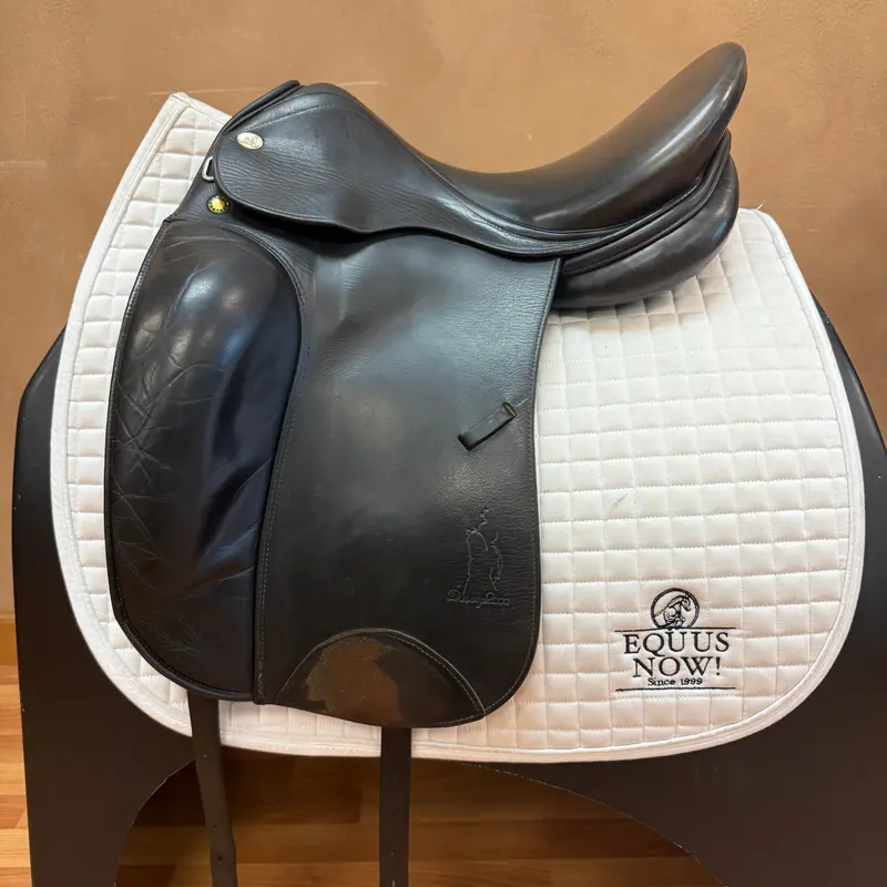 Used Prestige 2000 Dressage Saddle 16" Medium/Medium Wide Tree 1