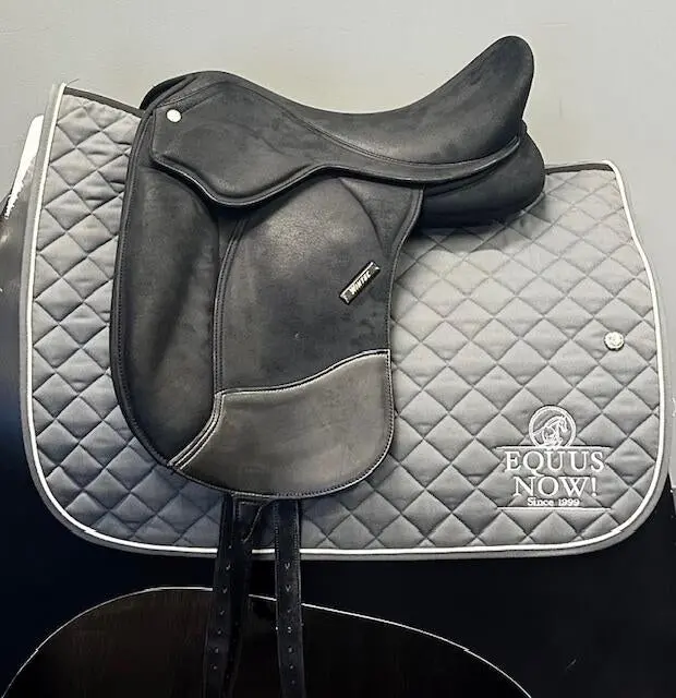 Used Wintec Pro Pony Saddle 15.5" Medium Wide Tree 1