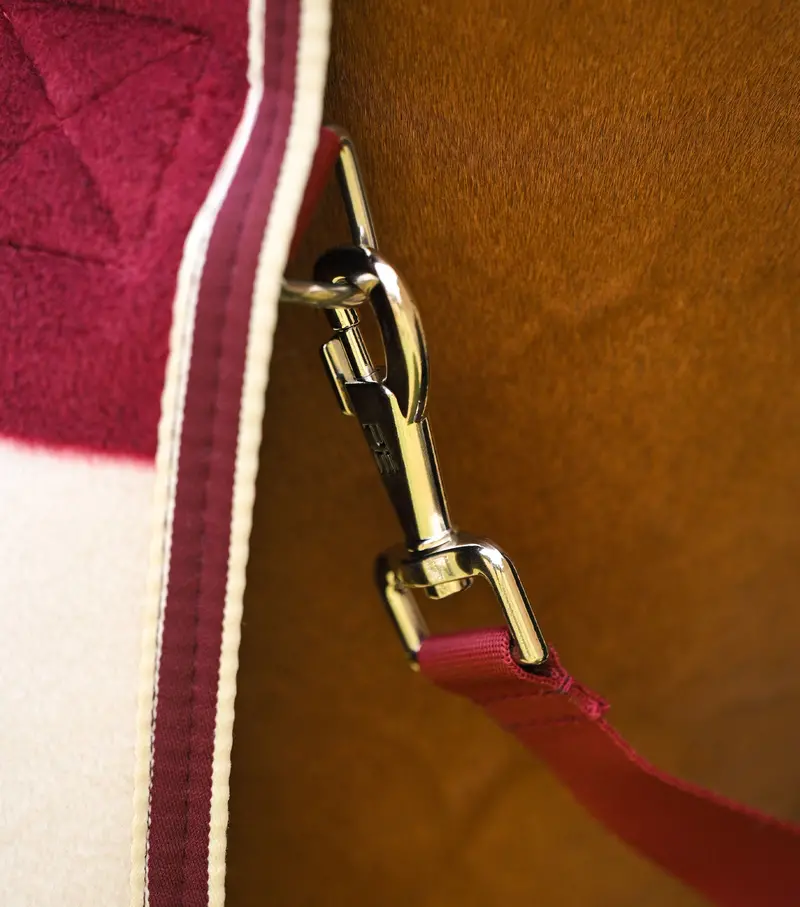 Vellus Horse Fleece Rug Burgundy/White 5