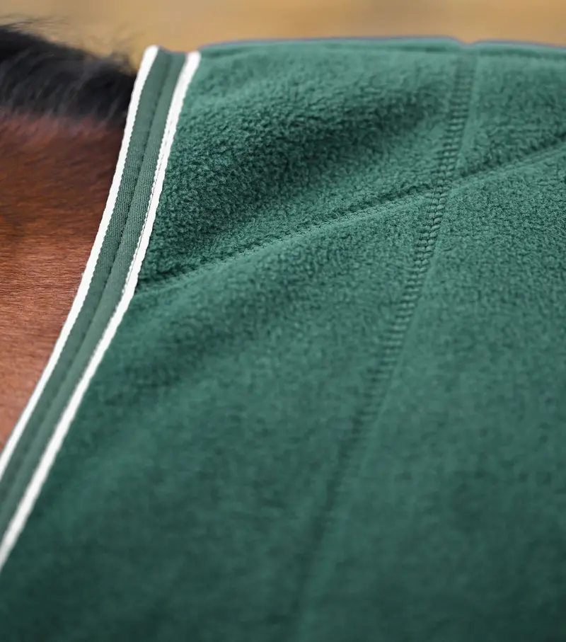 Vellus Horse Fleece Rug Green/White 3