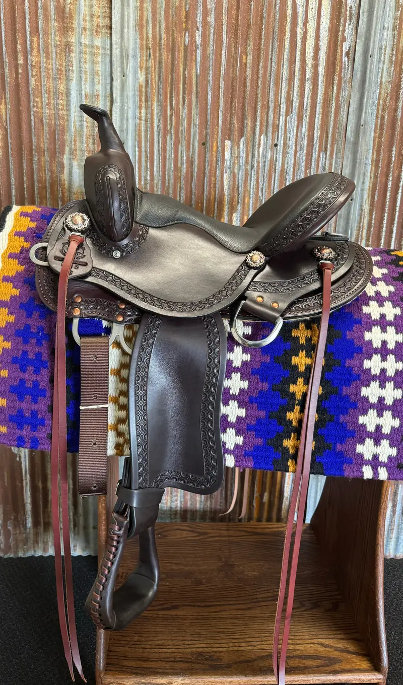 West 20 Equi-Fit Light Weight Trail Saddle 4