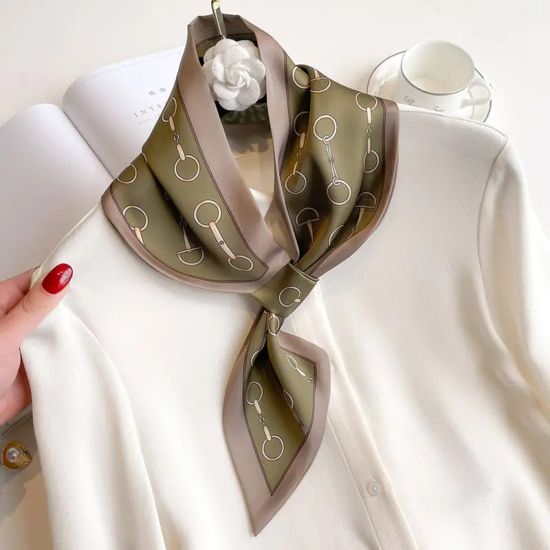 Winding River - Green Horse Bit Loop Scarf 1