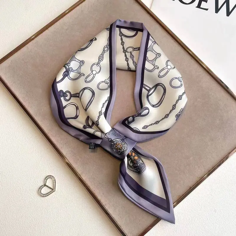 Winding River - Purple Snaffle Bit Loop Scarf 1