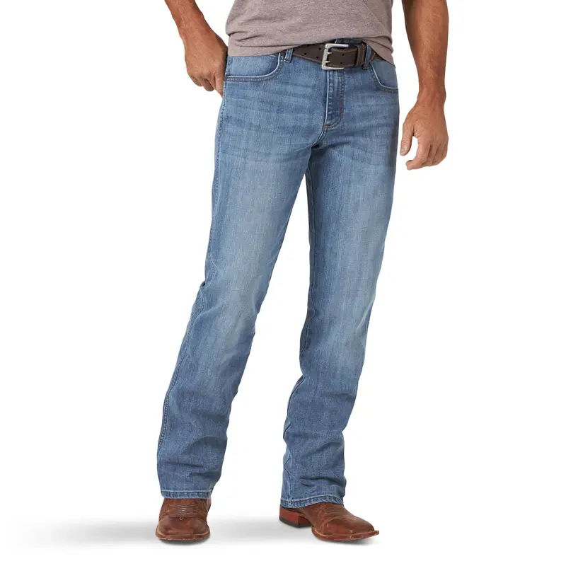 Wrangler Men's Retro Relaxed Fit Bootcut Jean-Kingston 2