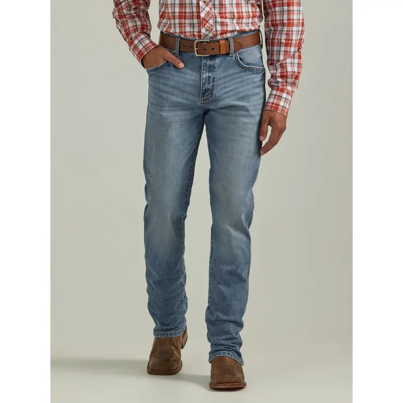 Wrangler Men's Retro Slim Straight Jean 1