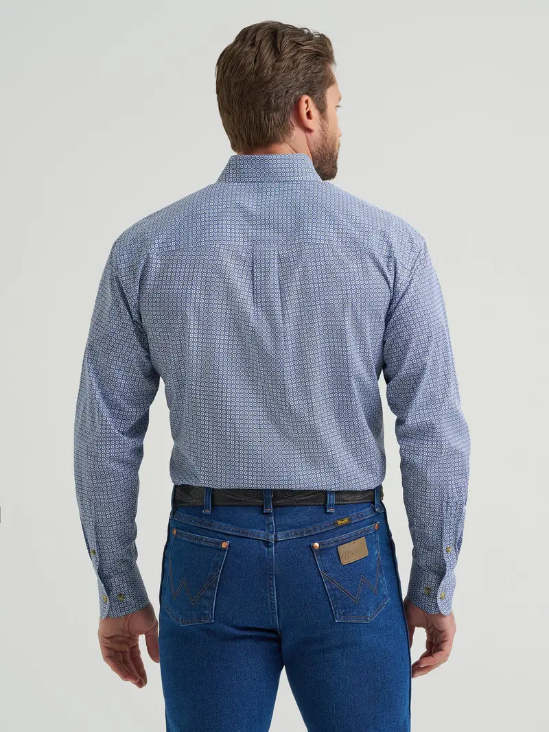 Wrangler Men's Slate Blue Relaxed Fit Classic Button Down Shirt 3
