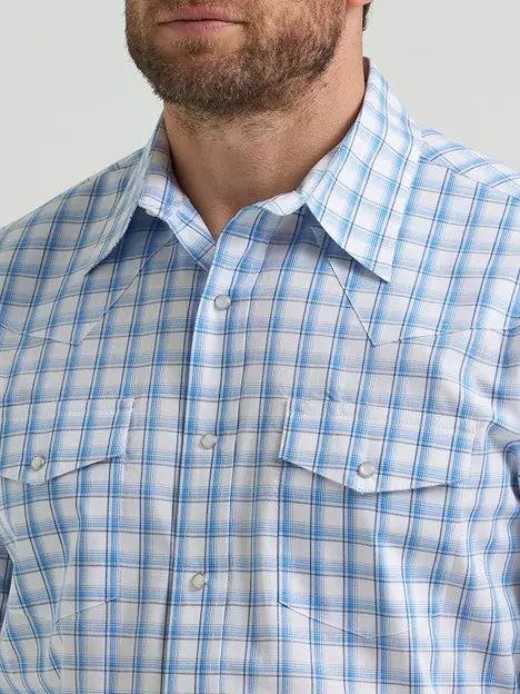 Wrangler Men's True Blue Plaid Snap Down Western Shirt 4