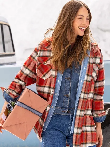 Wrangler Women's Retro Burnt Henna Boyfriend Plaid Flannel Shirt 2