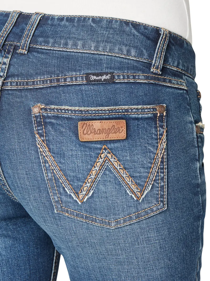 Wrangler Women's Retro Faith Mae Flare Jean 2