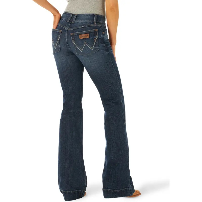 Wrangler Women's Retro Shelby Mae Wide Leg Trouser 1