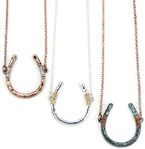 Wyo-Horse Wire Wrapped Horseshoe Necklace 1