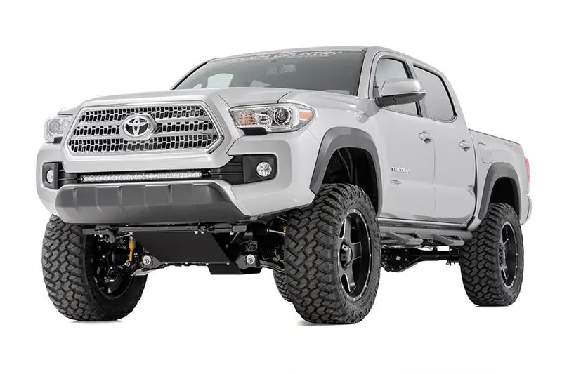 Rough Country 4-Inch Lift Kit For Toyota Tacoma (2016–2020) 1